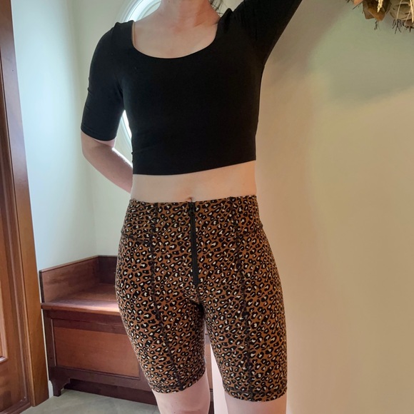 Free People Lucky Strike Zipper Fly Leopard-Print Bike Athletic Shorts Small - Picture 6 of 13